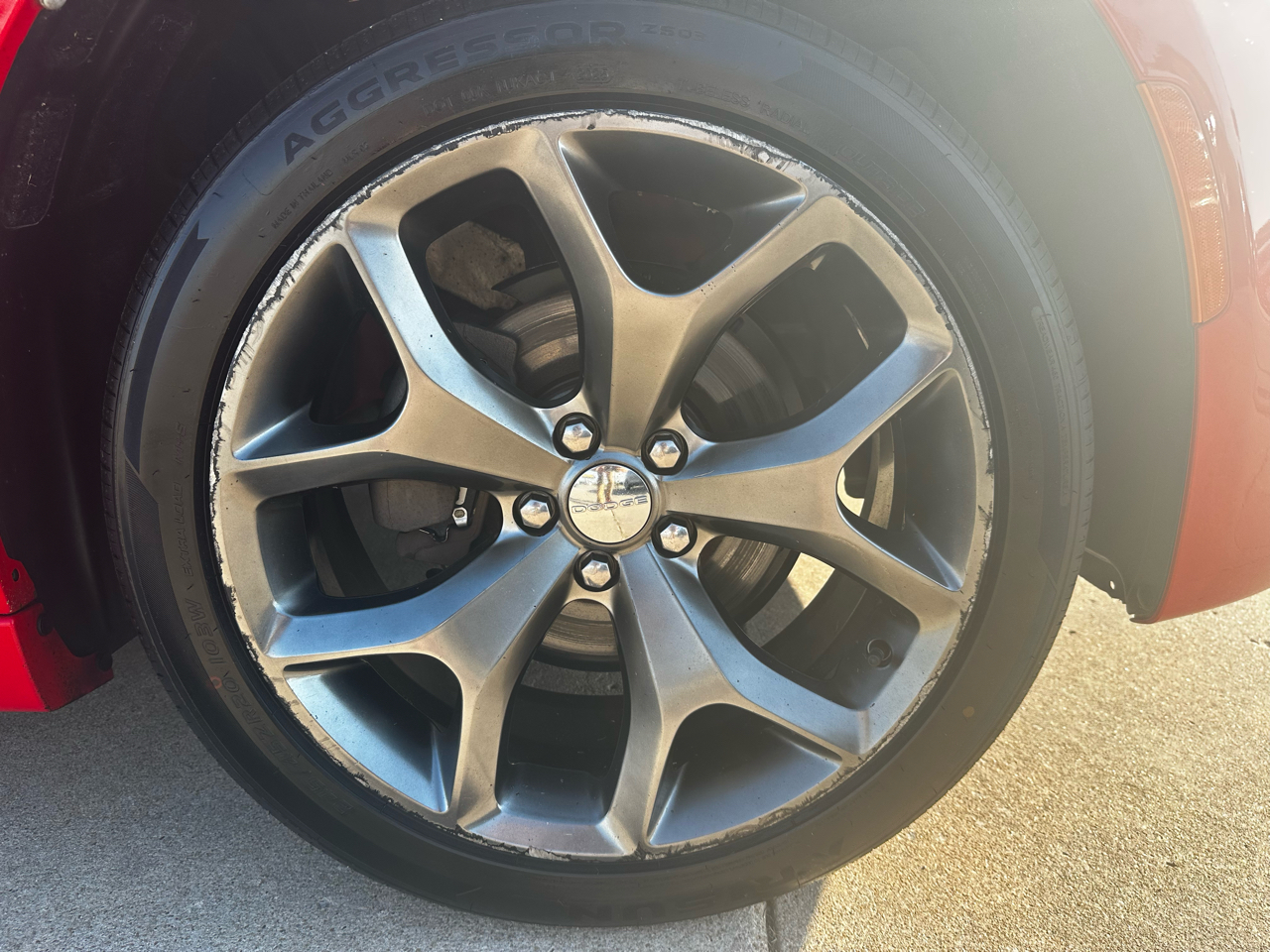 Dodge Charger 4dr Sdn SXT RWD 2015