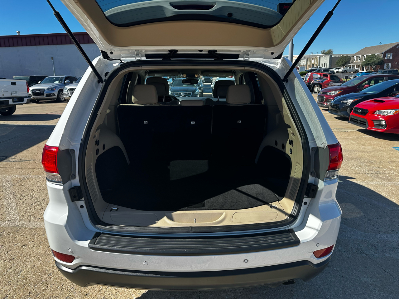 Jeep Grand Cherokee Laredo E 4x2 *Ltd Avail* 2018