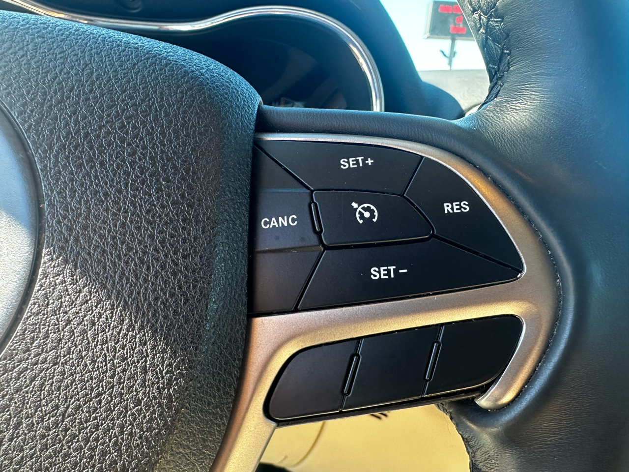 Jeep Grand Cherokee Laredo E 4x2 *Ltd Avail* 2018