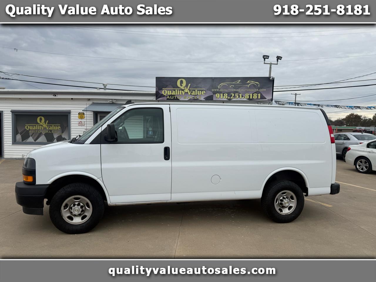 2022 Chevrolet Express Cargo Van RWD 2500 135"