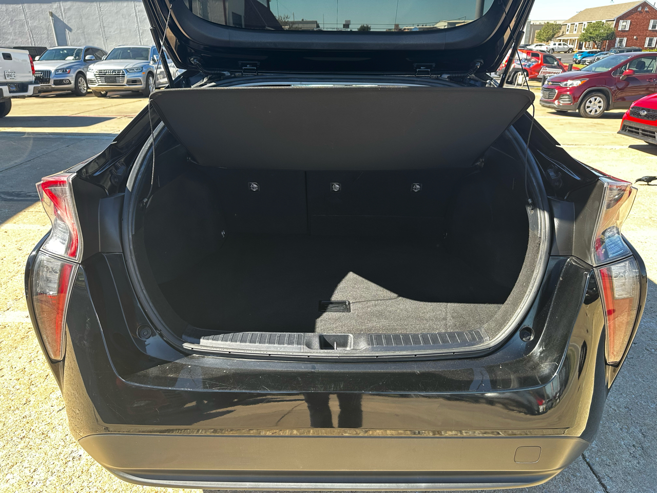 Toyota Prius 5dr HB Three Touring (Natl) 2016