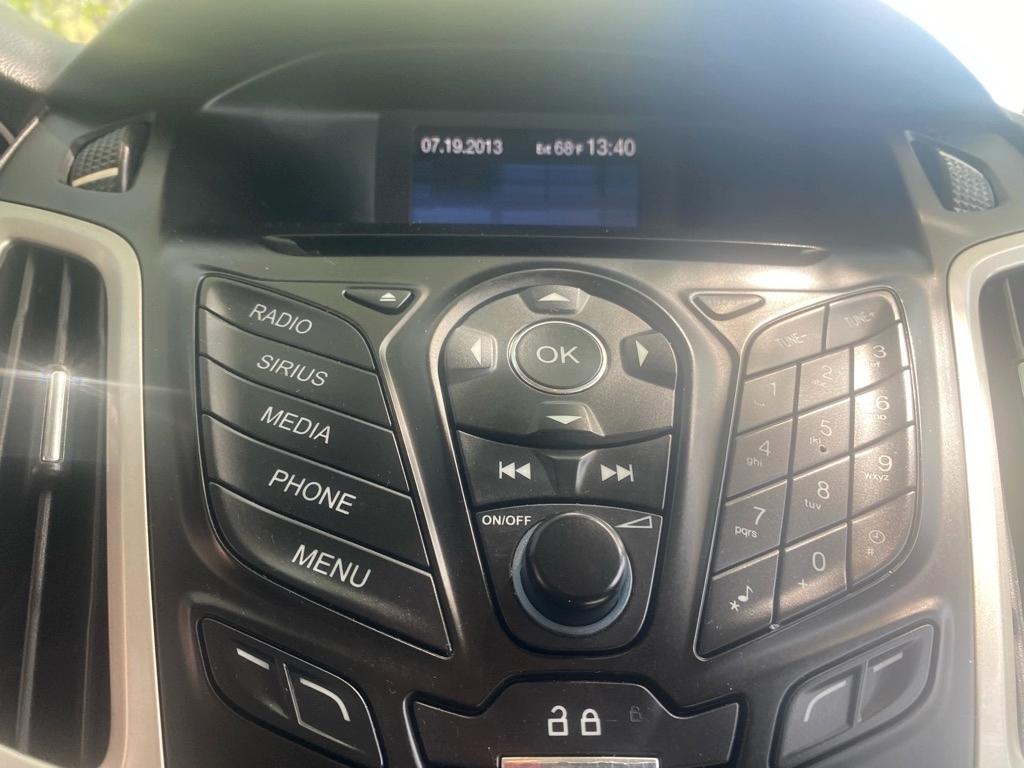 Ford Focus  2014
