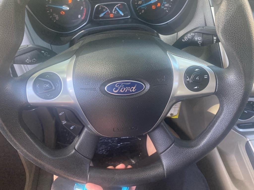 Ford Focus  2014
