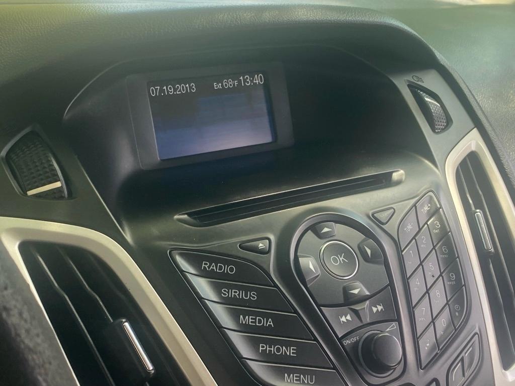 Ford Focus  2014