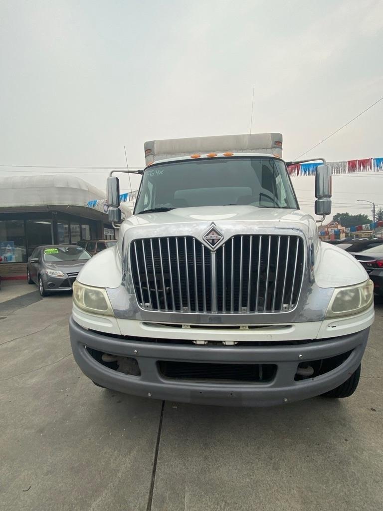 International 4400  2008