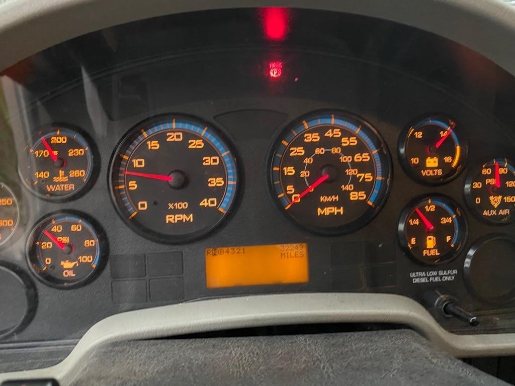 International 4400  2008