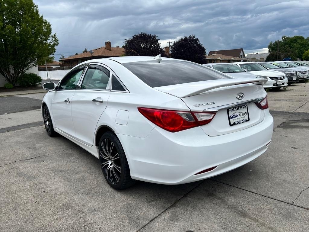 Hyundai Sonata  2013