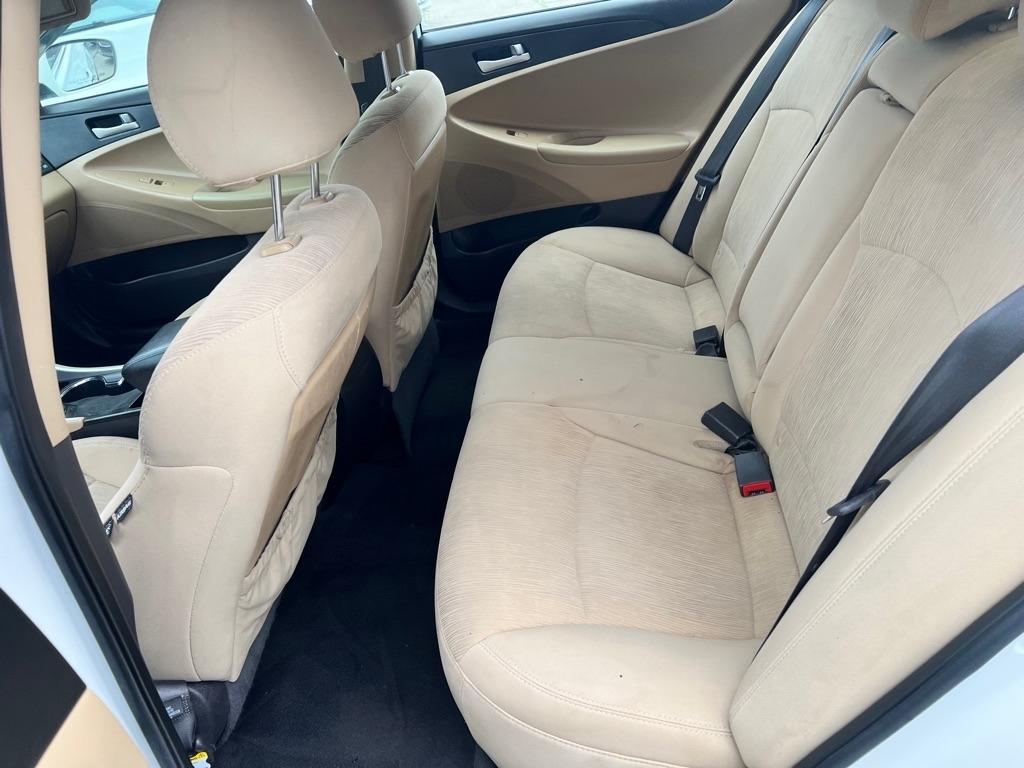 Hyundai Sonata  2013