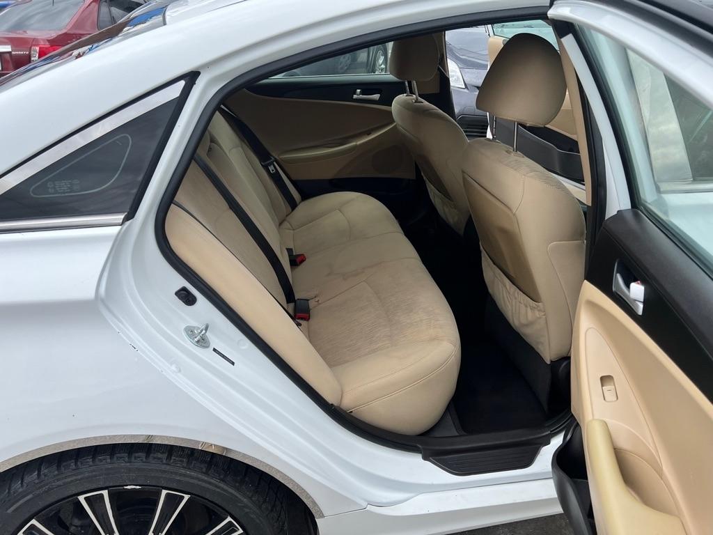 Hyundai Sonata  2013