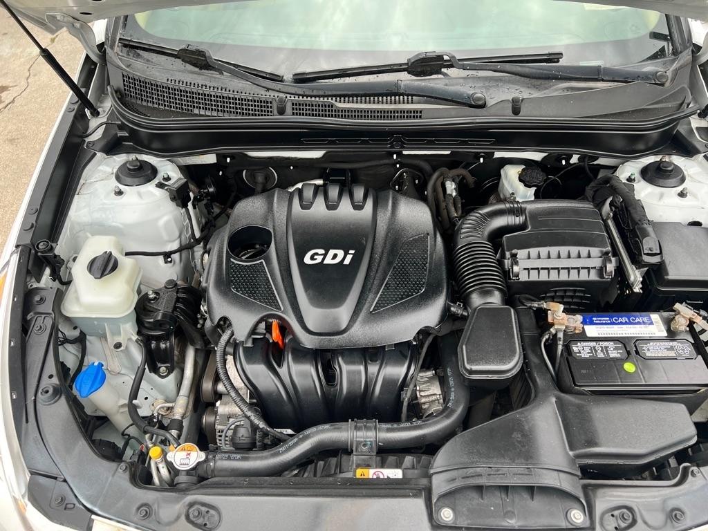Hyundai Sonata  2013