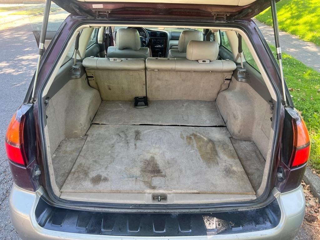 Subaru Outback  2000