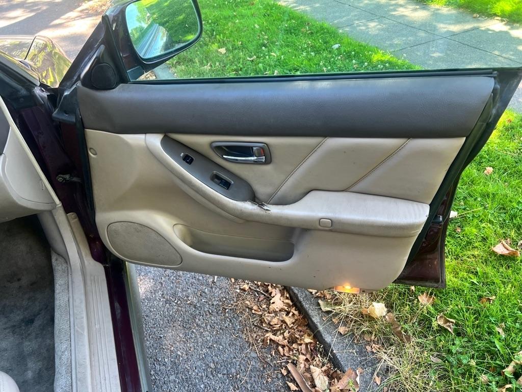 Subaru Outback  2000