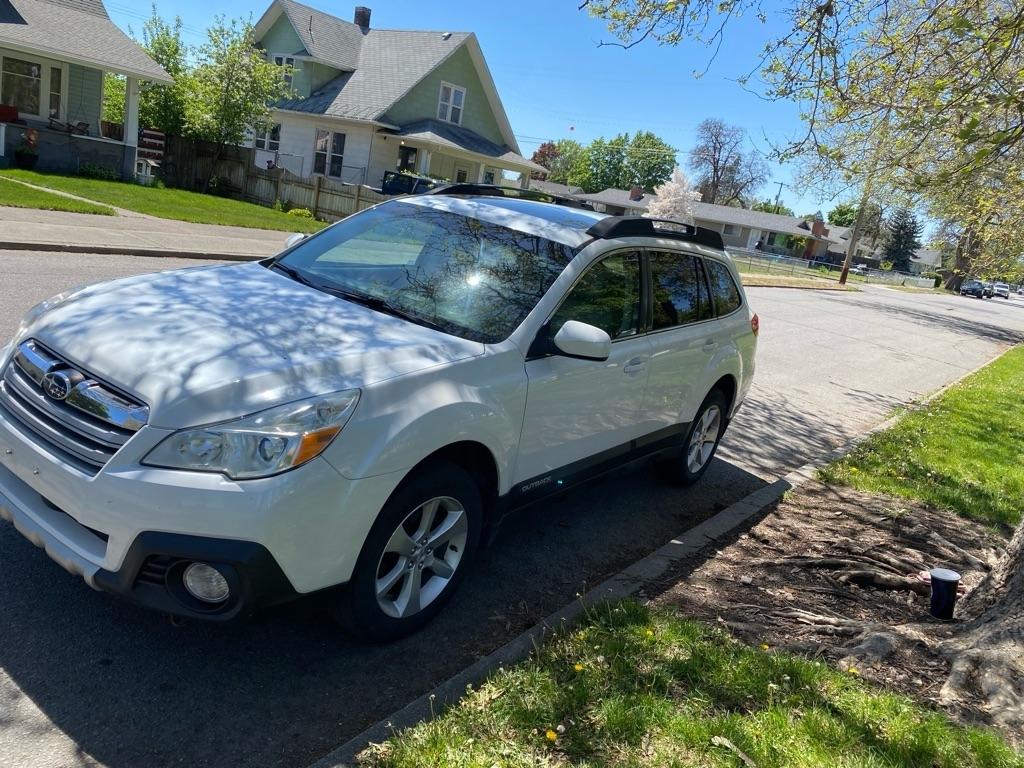 Subaru Outback  2013