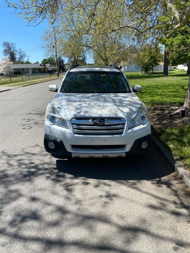 Subaru Outback  2013