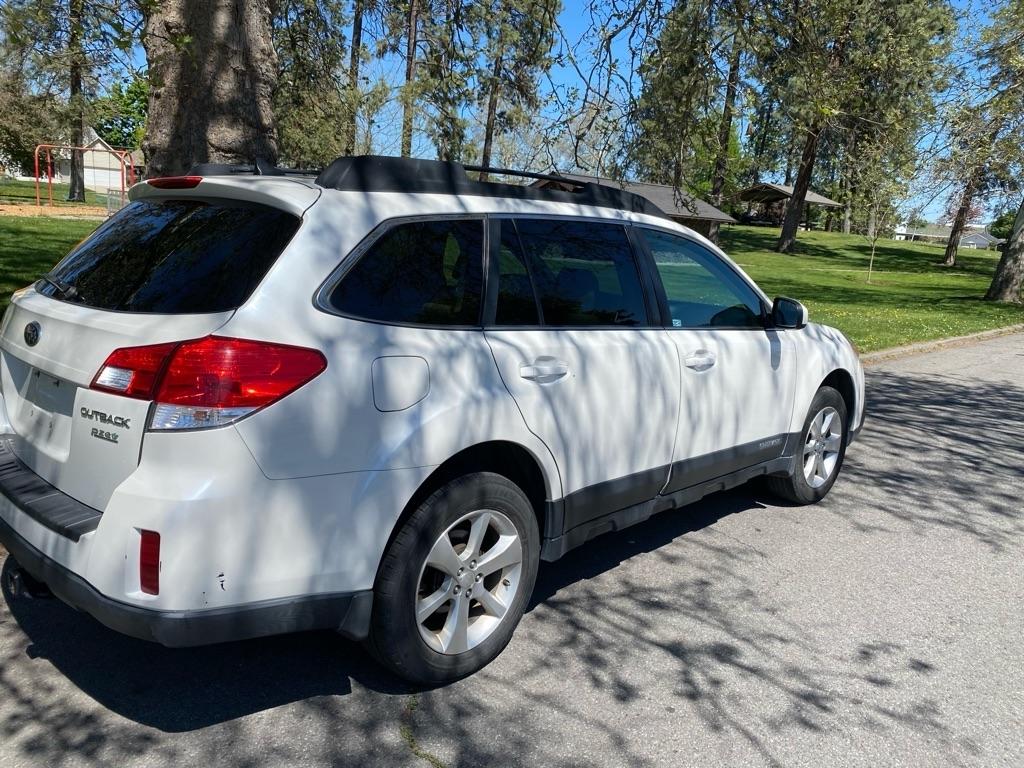 Subaru Outback  2013