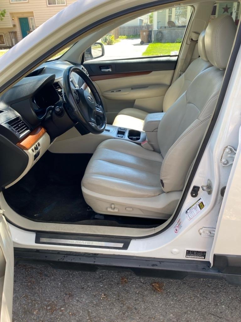 Subaru Outback  2013