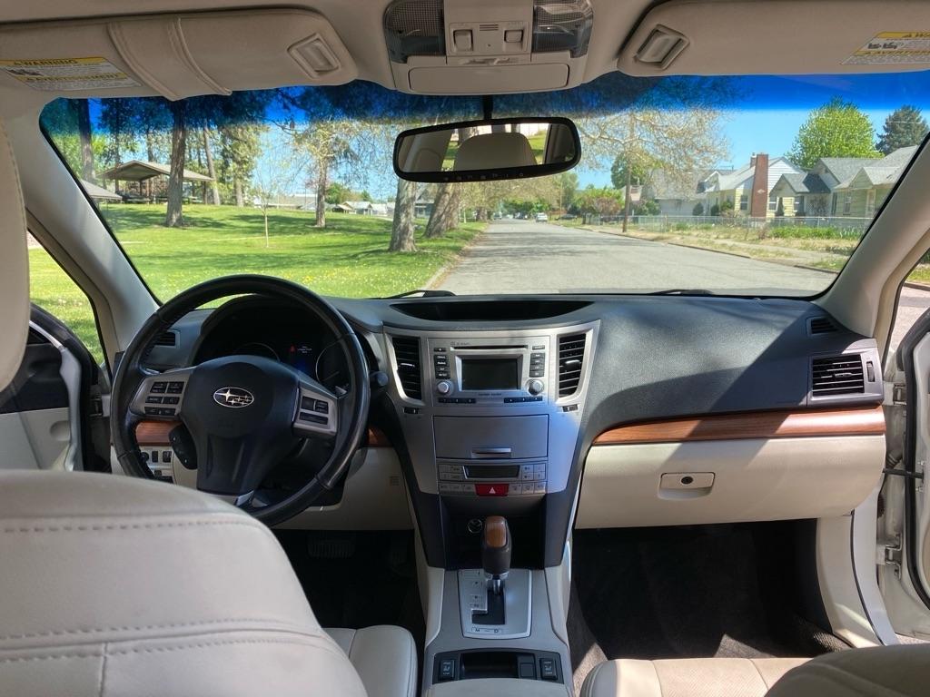 Subaru Outback  2013