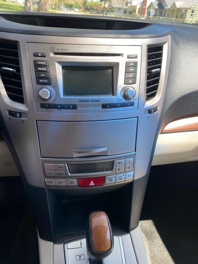Subaru Outback  2013
