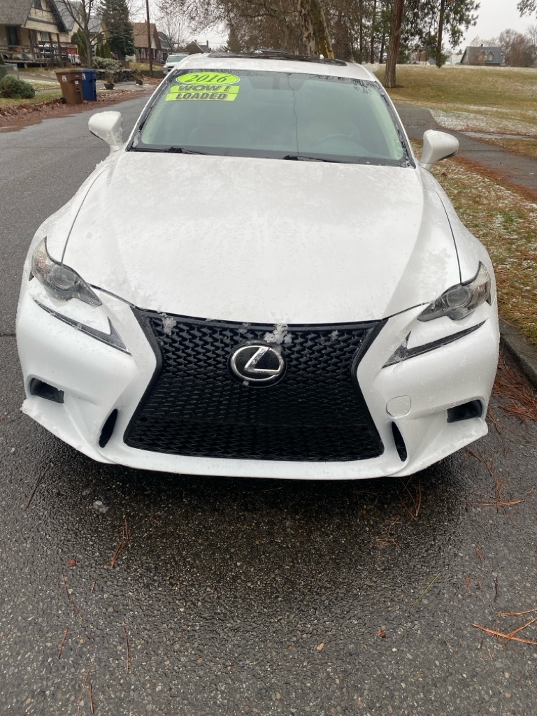 Lexus IS  2016