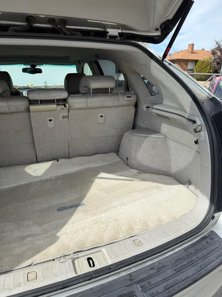 Lexus RX 330  2004