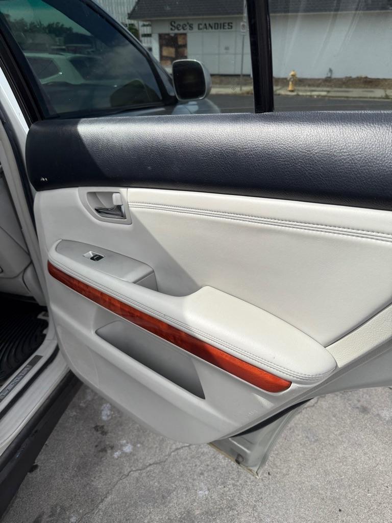 Lexus RX 330  2004