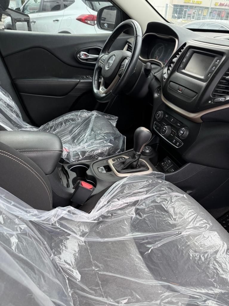 Jeep Cherokee  2016