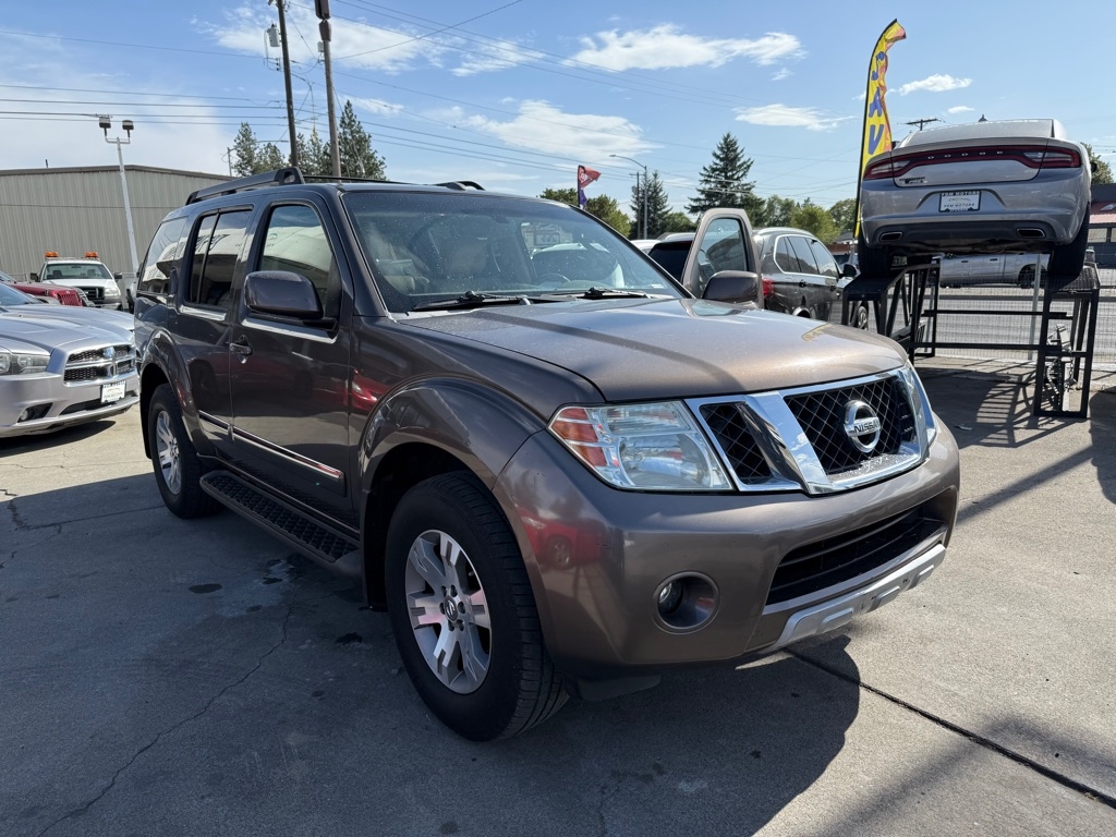 Nissan Pathfinder  2008