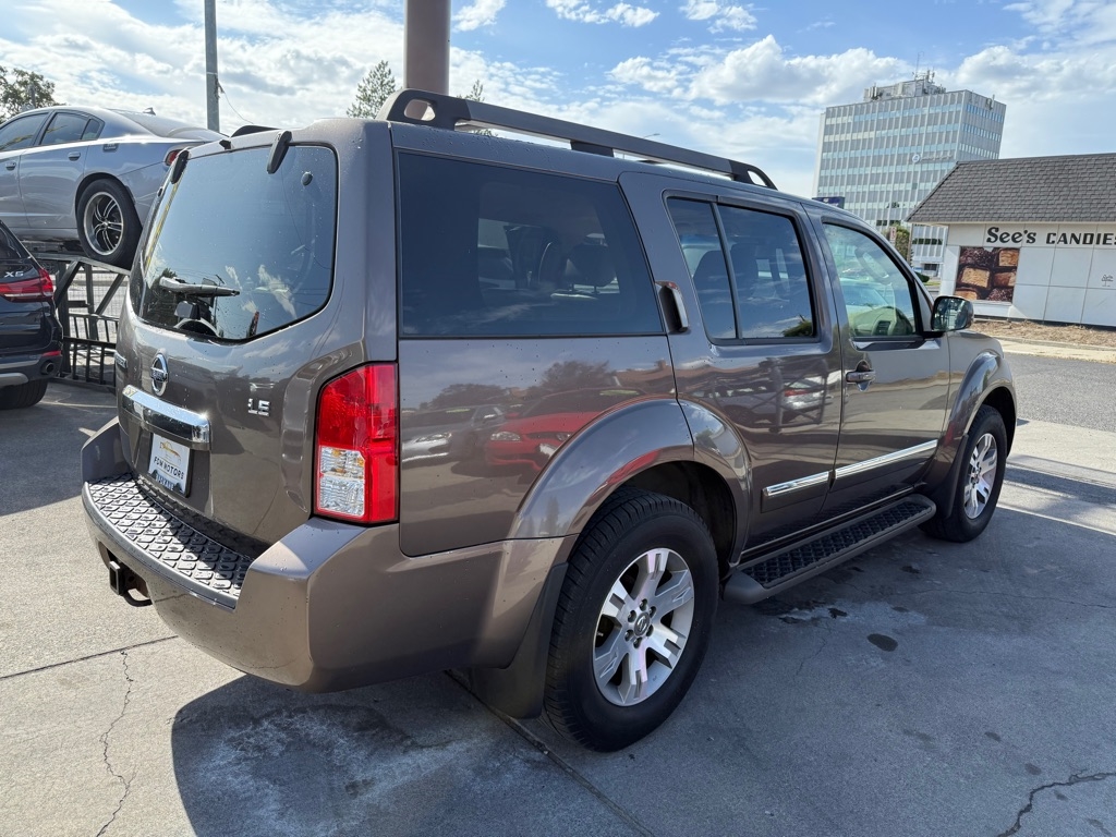 Nissan Pathfinder  2008