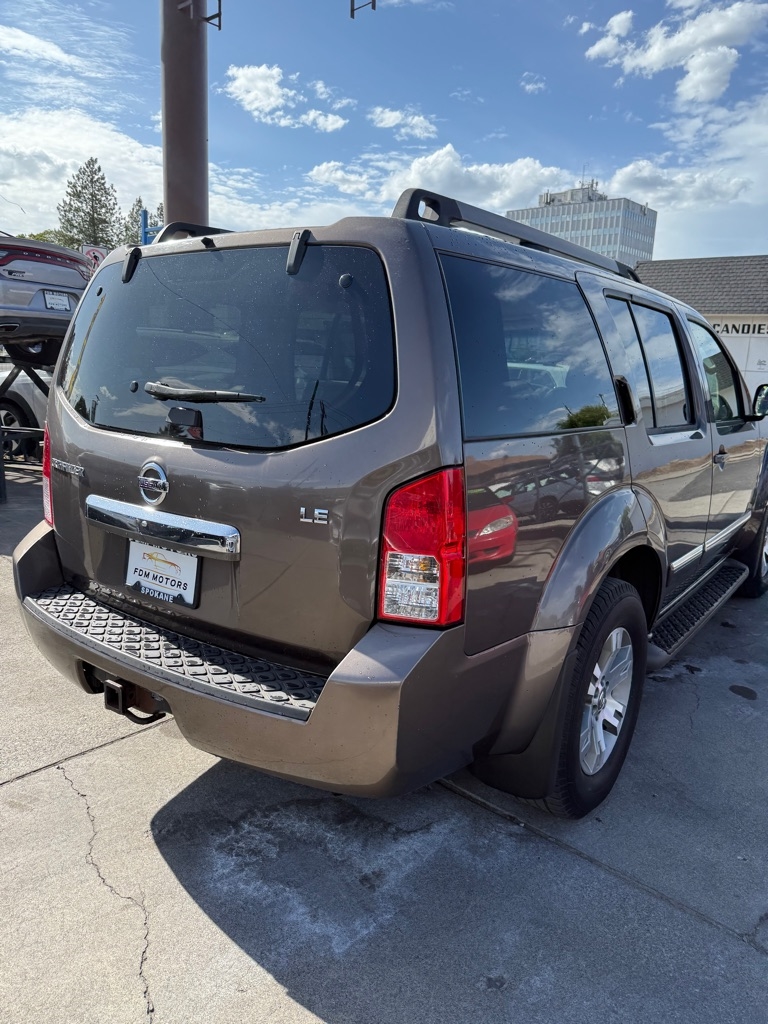 Nissan Pathfinder  2008