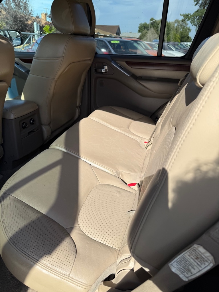 Nissan Pathfinder  2008