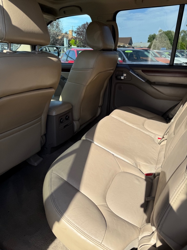 Nissan Pathfinder  2008