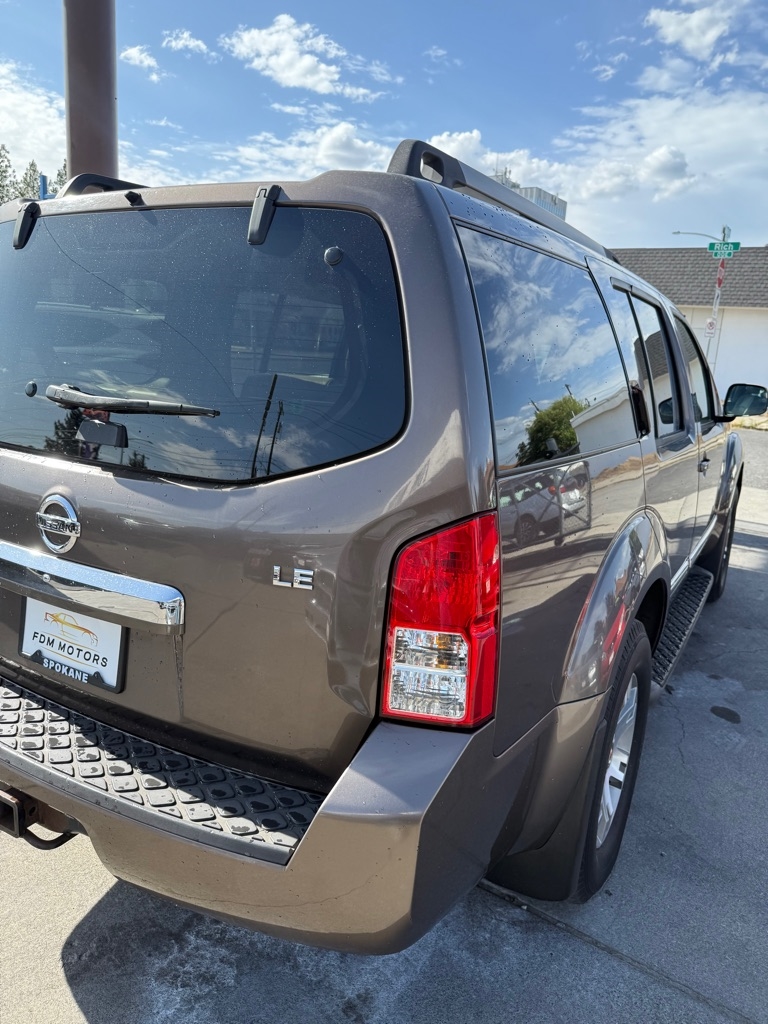 Nissan Pathfinder  2008