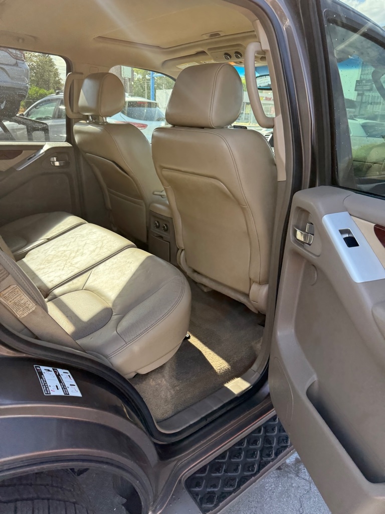 Nissan Pathfinder  2008