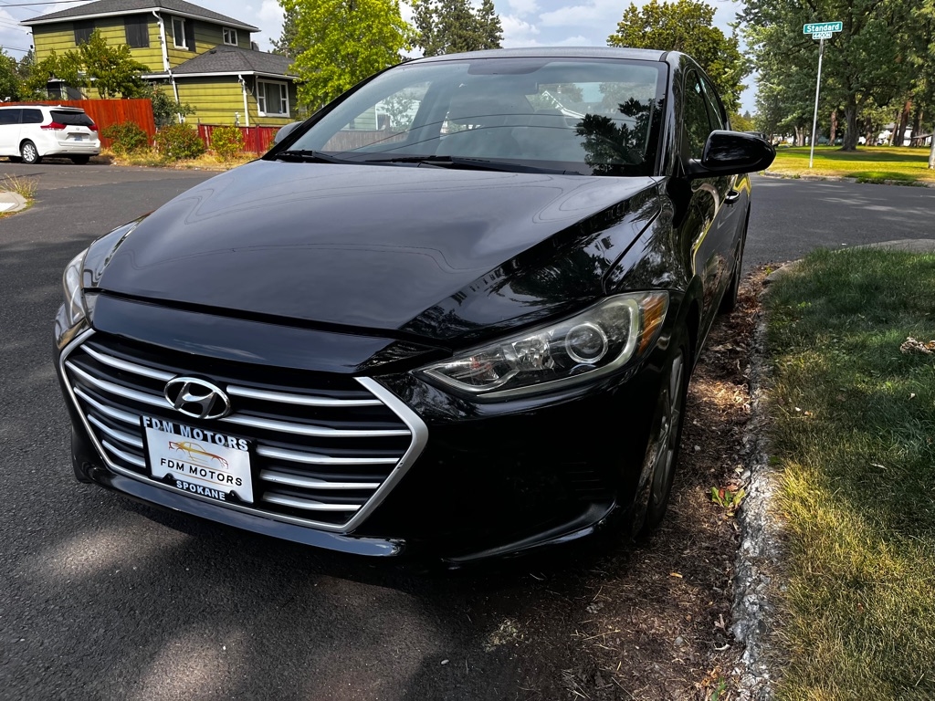 Hyundai Elantra  2018