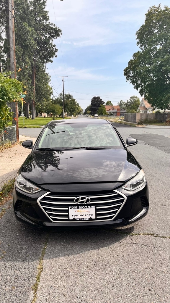 Hyundai Elantra  2018