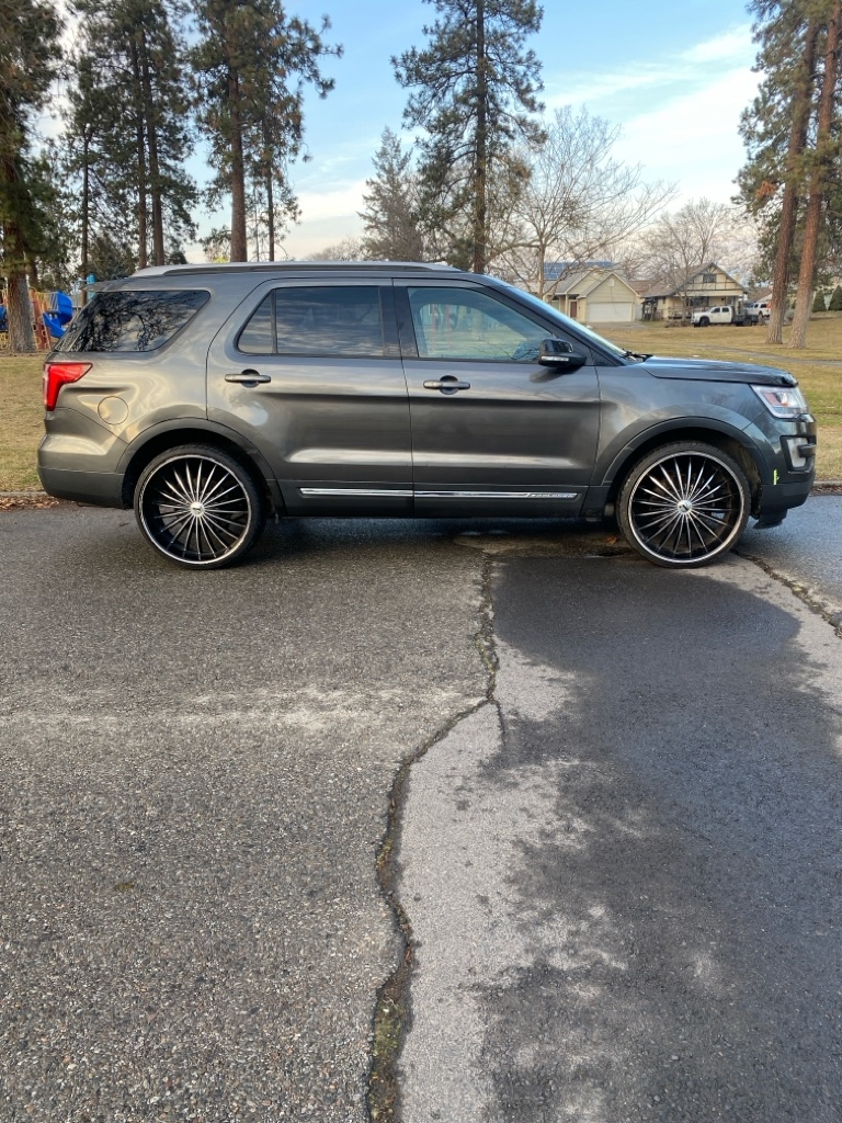Ford Explorer  2016