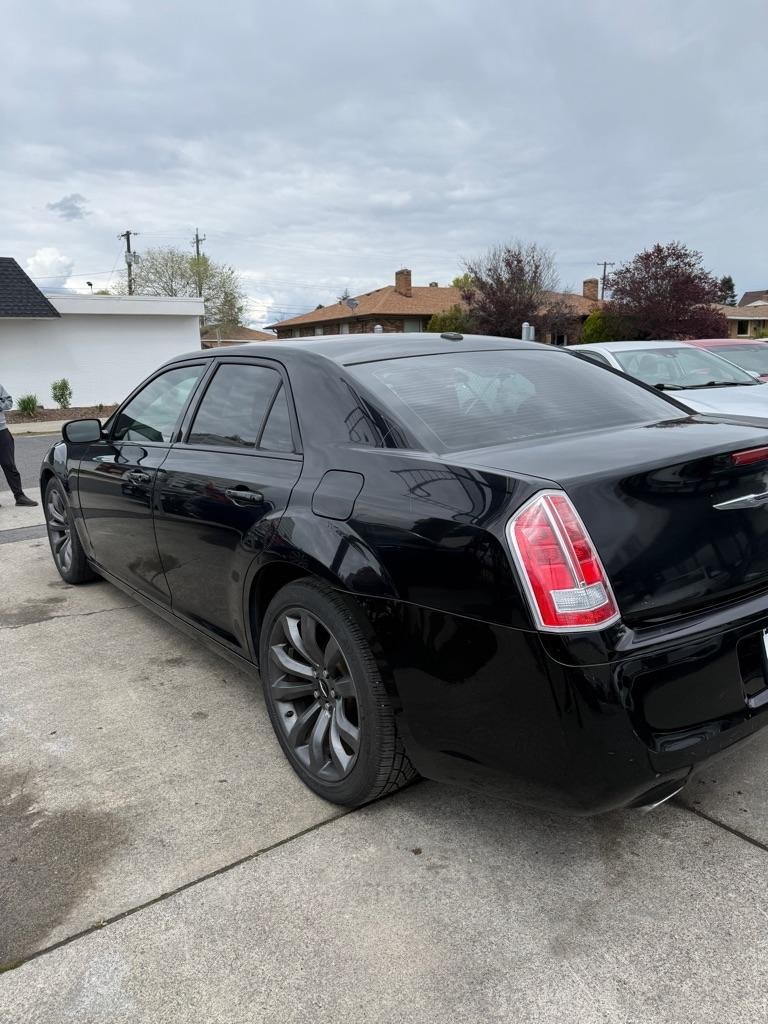 Chrysler 300  2014