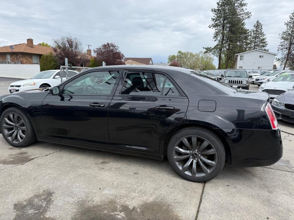 Chrysler 300  2014