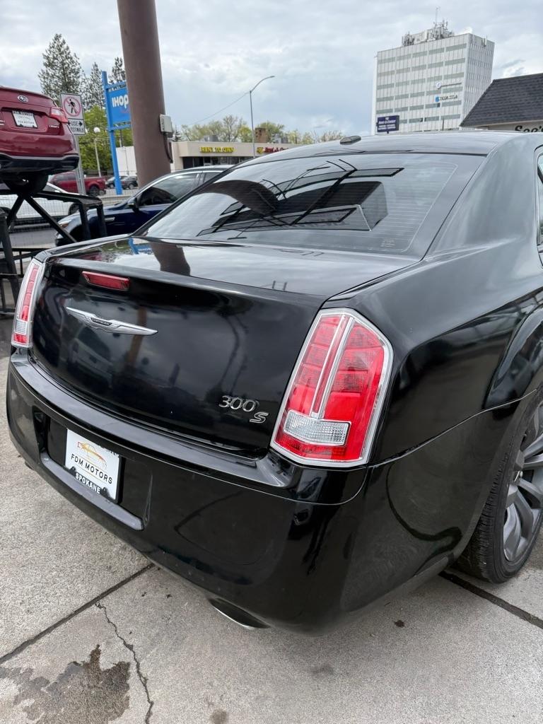 Chrysler 300  2014