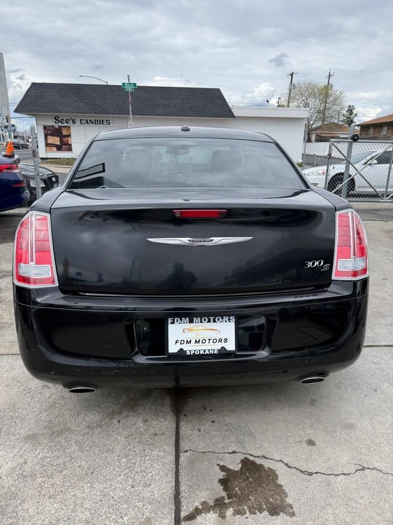 Chrysler 300  2014