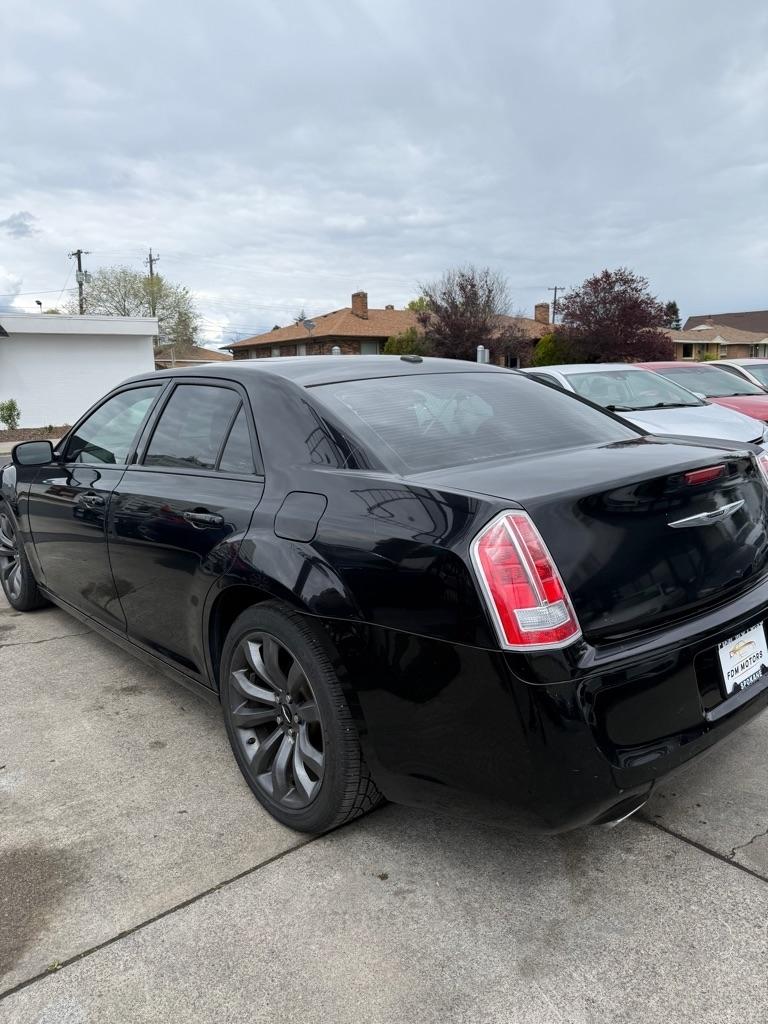 Chrysler 300  2014