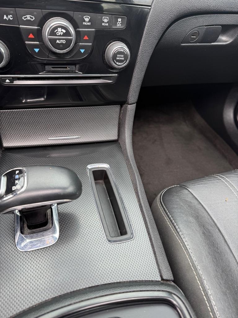 Chrysler 300  2014