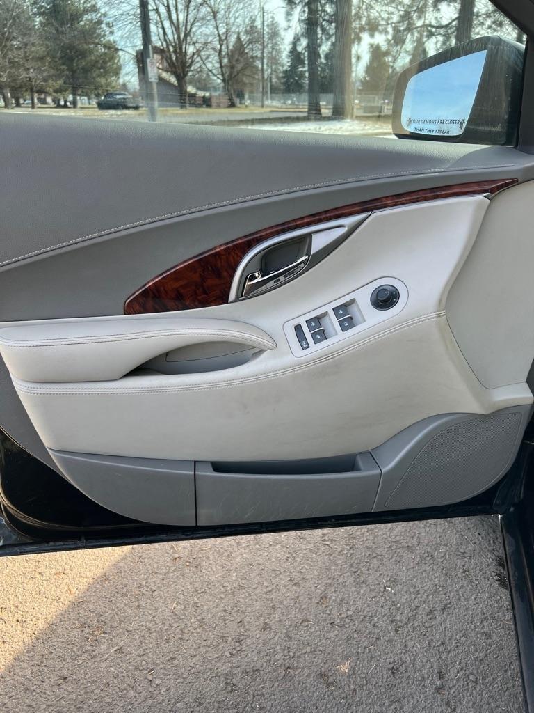 Buick LaCrosse  2012