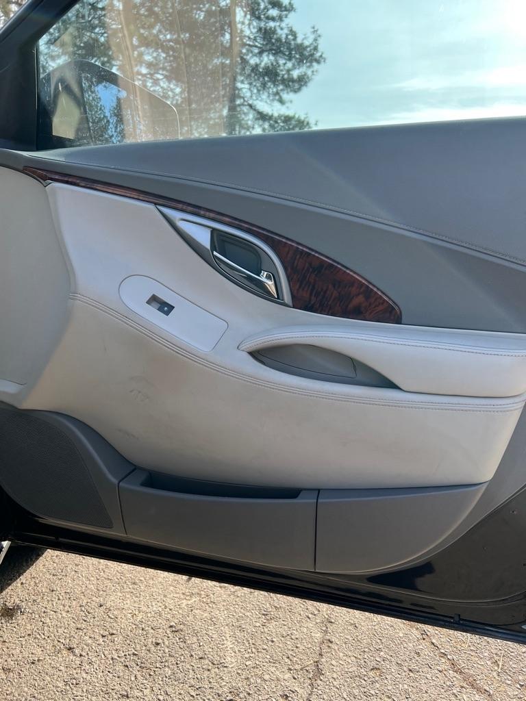 Buick LaCrosse  2012