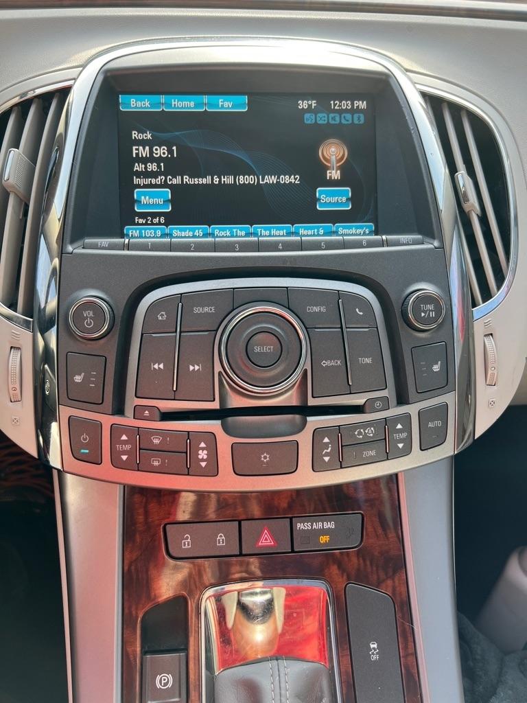 Buick LaCrosse  2012