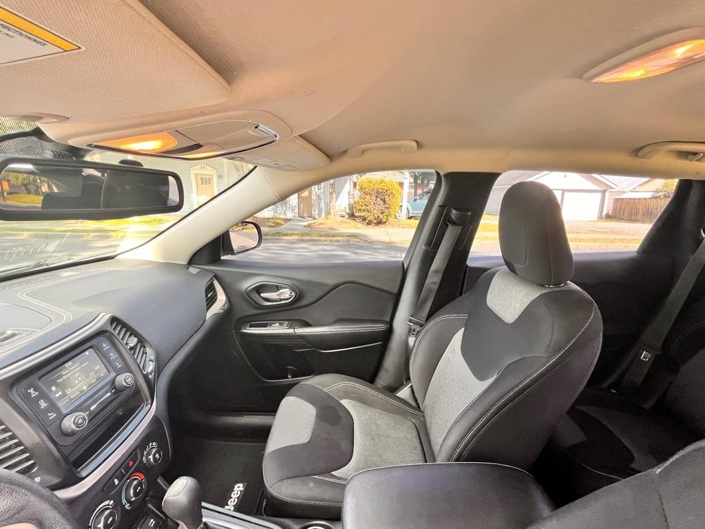 Jeep Cherokee  2014
