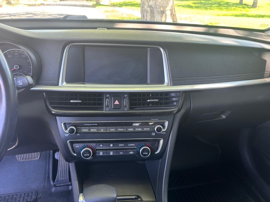Kia Optima  2019