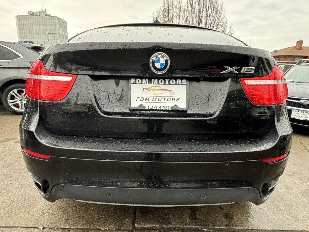 BMW X6  2011