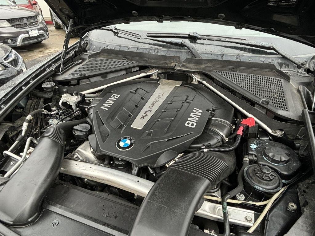 BMW X6  2011