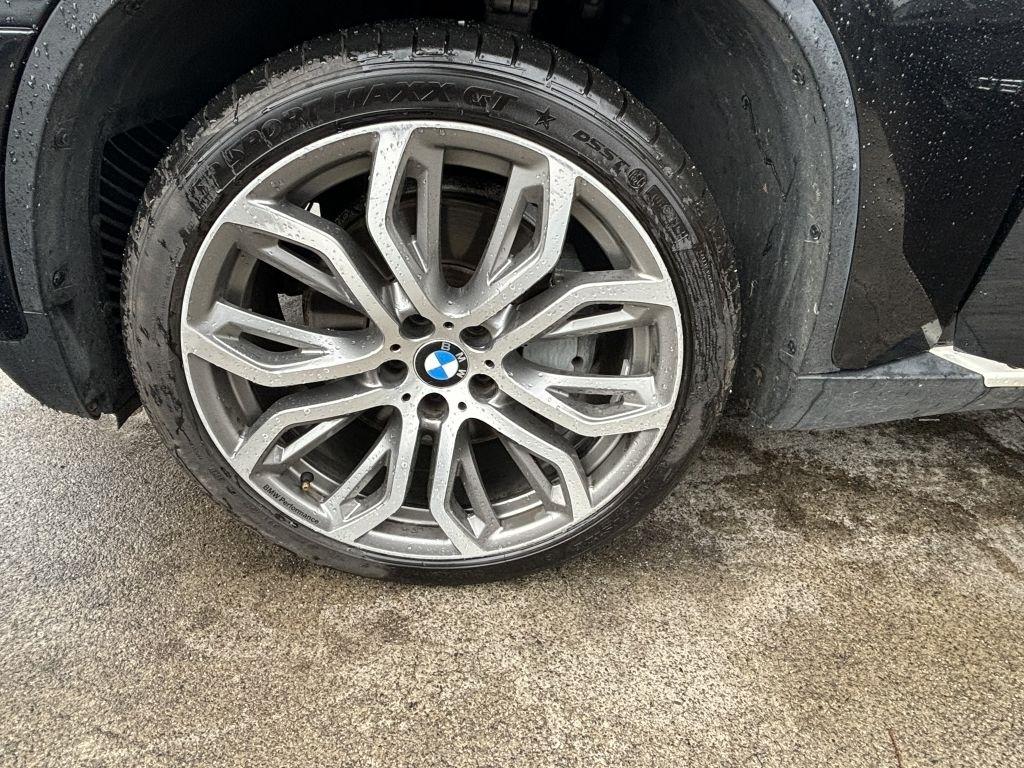 BMW X6  2011